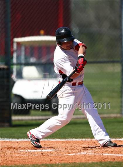 Thumbnail 3 in Goose Creek Memorial vs Sam Rayburn (Goose Creek Memorial Tournament) photogallery.