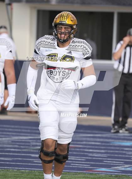 Thumbnail 2 in Polynesian Bowl (Team Mauka vs. Team Makai) photogallery.