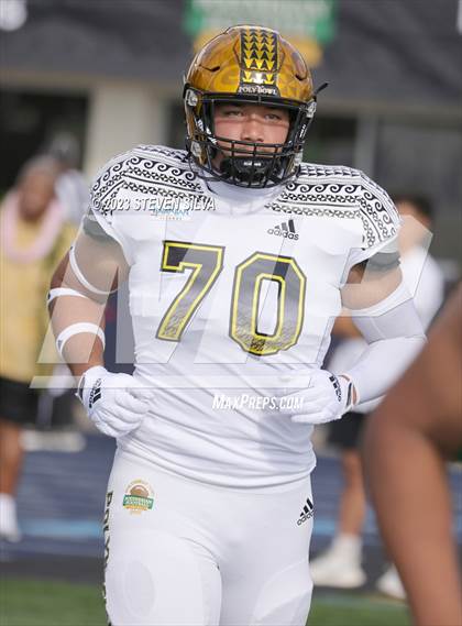 Thumbnail 3 in Polynesian Bowl (Team Mauka vs. Team Makai) photogallery.