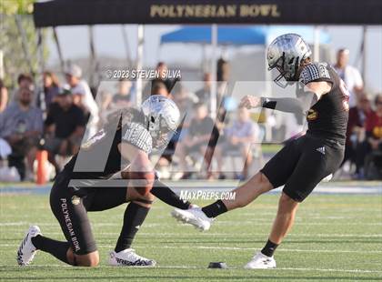 Thumbnail 3 in Polynesian Bowl (Team Mauka vs. Team Makai) photogallery.