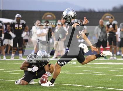 Thumbnail 3 in Polynesian Bowl (Team Mauka vs. Team Makai) photogallery.