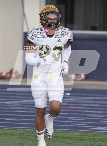 Thumbnail 1 in Polynesian Bowl (Team Mauka vs. Team Makai) photogallery.