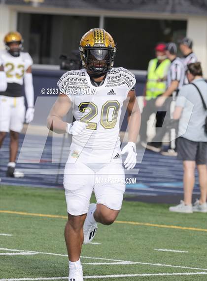 Thumbnail 2 in Polynesian Bowl (Team Mauka vs. Team Makai) photogallery.