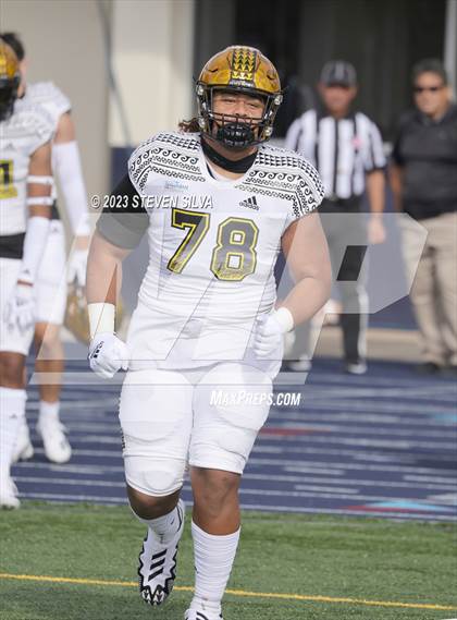 Thumbnail 2 in Polynesian Bowl (Team Mauka vs. Team Makai) photogallery.