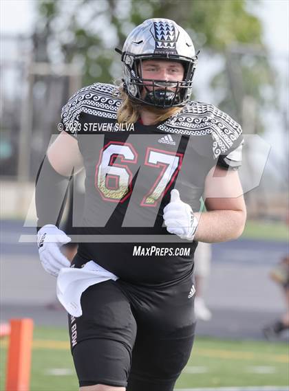 Thumbnail 2 in Polynesian Bowl (Team Mauka vs. Team Makai) photogallery.