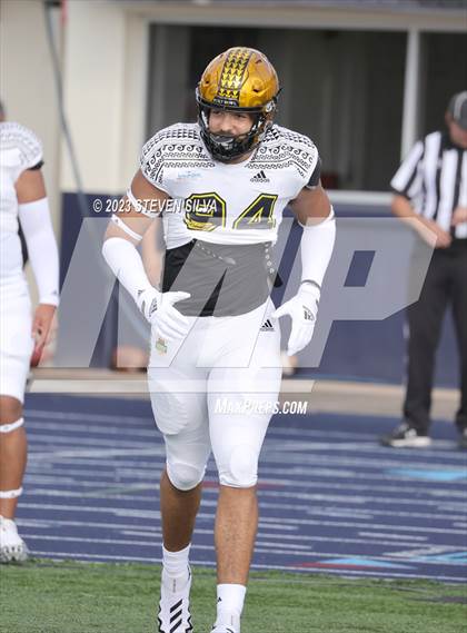 Thumbnail 2 in Polynesian Bowl (Team Mauka vs. Team Makai) photogallery.