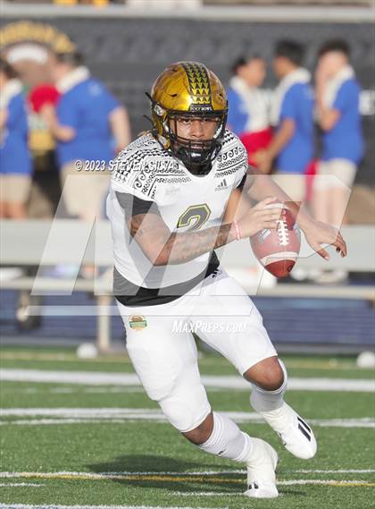 Thumbnail 2 in Polynesian Bowl (Team Mauka vs. Team Makai) photogallery.