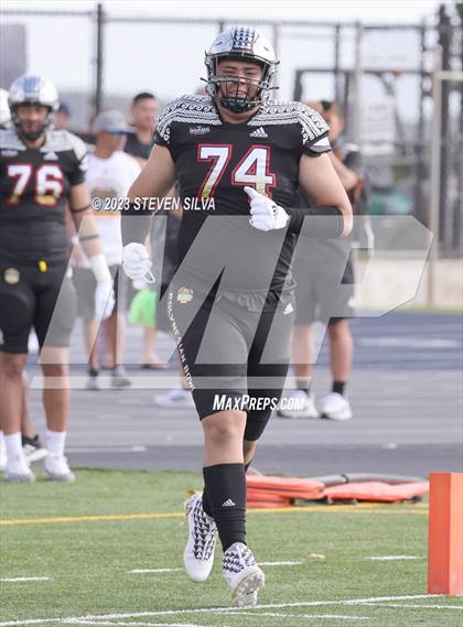 Thumbnail 2 in Polynesian Bowl (Team Mauka vs. Team Makai) photogallery.