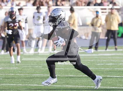Thumbnail 1 in Polynesian Bowl (Team Mauka vs. Team Makai) photogallery.