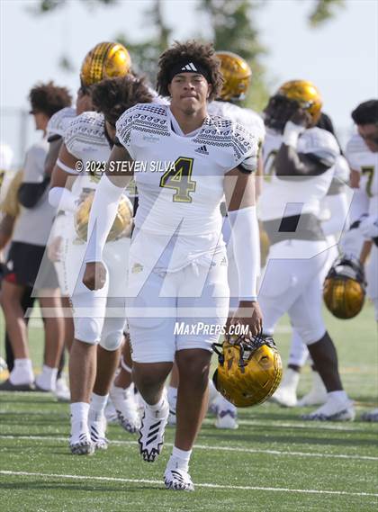 Thumbnail 2 in Polynesian Bowl (Team Mauka vs. Team Makai) photogallery.