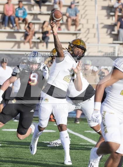 Thumbnail 1 in Polynesian Bowl (Team Mauka vs. Team Makai) photogallery.