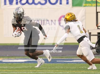 Thumbnail 2 in Polynesian Bowl (Team Mauka vs. Team Makai) photogallery.