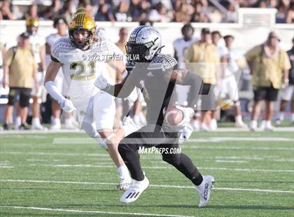Thumbnail 3 in Polynesian Bowl (Team Mauka vs. Team Makai) photogallery.