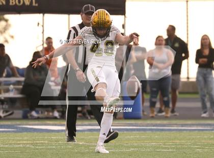 Thumbnail 2 in Polynesian Bowl (Team Mauka vs. Team Makai) photogallery.