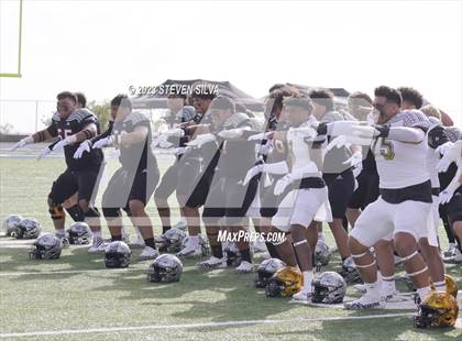 Thumbnail 1 in Polynesian Bowl (Team Mauka vs. Team Makai) photogallery.