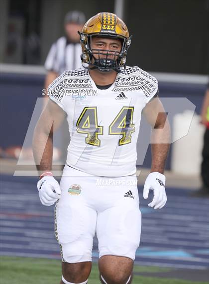 Thumbnail 2 in Polynesian Bowl (Team Mauka vs. Team Makai) photogallery.