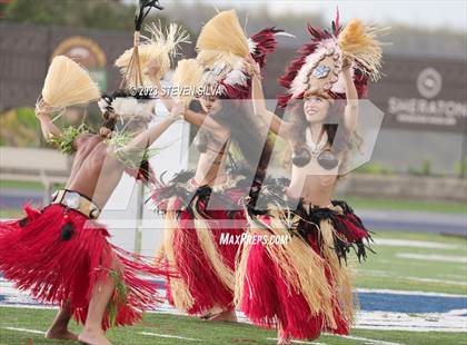 Thumbnail 2 in Polynesian Bowl (Team Mauka vs. Team Makai) photogallery.