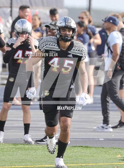 Thumbnail 3 in Polynesian Bowl (Team Mauka vs. Team Makai) photogallery.