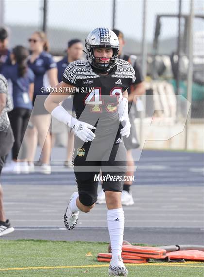 Thumbnail 2 in Polynesian Bowl (Team Mauka vs. Team Makai) photogallery.