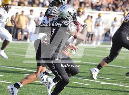Thumbnail 2 in Polynesian Bowl (Team Mauka vs. Team Makai) photogallery.
