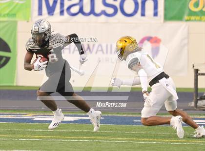 Thumbnail 3 in Polynesian Bowl (Team Mauka vs. Team Makai) photogallery.