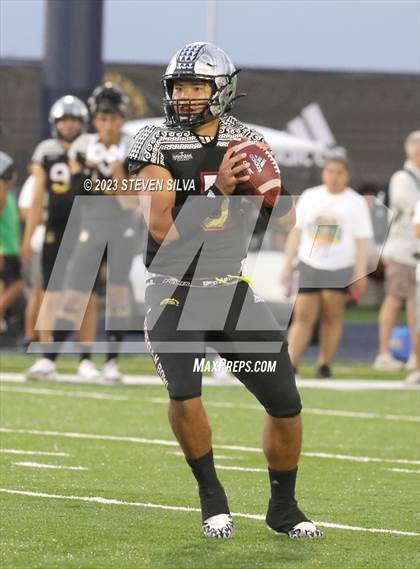 Thumbnail 1 in Polynesian Bowl (Team Mauka vs. Team Makai) photogallery.