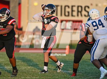 Thumbnail 3 in Jesuit @ Palmetto (Spring Game) photogallery.