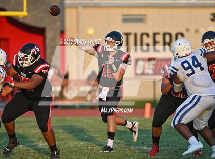 Thumbnail 1 in Jesuit @ Palmetto (Spring Game) photogallery.