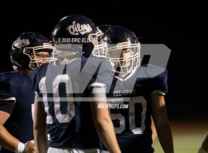 Thumbnail 3 in Conneaut Area vs Oil City (PIAA D10 4A Semi Final) photogallery.
