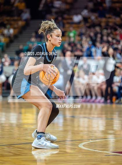 Thumbnail 1 in Riverdale Ridge vs. Legend (CHSAA 6A Final Four) photogallery.