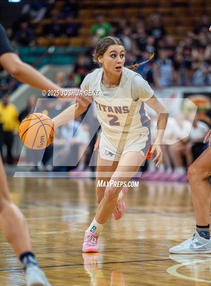 Thumbnail 2 in Riverdale Ridge vs. Legend (CHSAA 6A Final Four) photogallery.