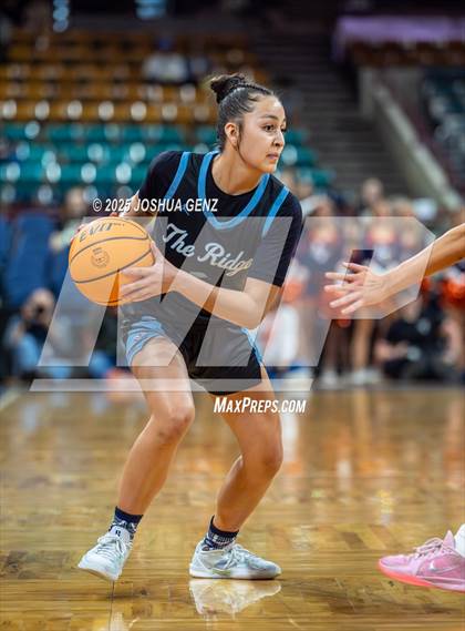 Thumbnail 3 in Riverdale Ridge vs. Legend (CHSAA 6A Final Four) photogallery.