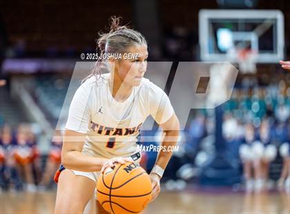 Thumbnail 1 in Riverdale Ridge vs. Legend (CHSAA 6A Final Four) photogallery.