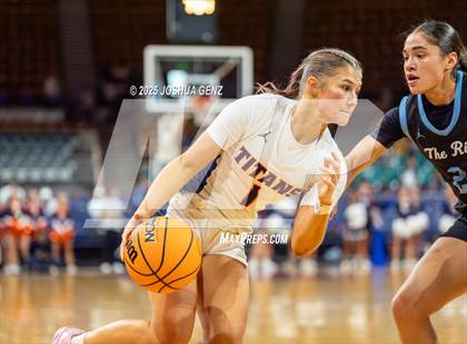 Thumbnail 2 in Riverdale Ridge vs. Legend (CHSAA 6A Final Four) photogallery.