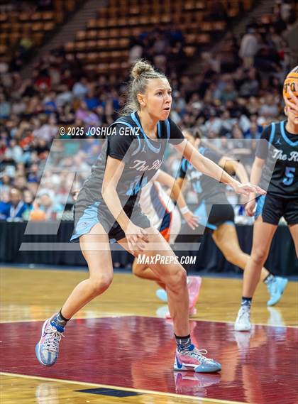 Thumbnail 2 in Riverdale Ridge vs. Legend (CHSAA 6A Final Four) photogallery.