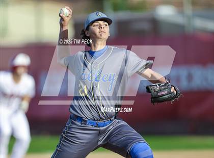 Thumbnail 3 in Fountain Valley @ Fullerton photogallery.