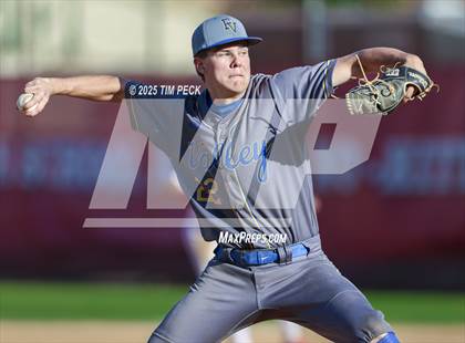 Thumbnail 3 in Fountain Valley @ Fullerton photogallery.