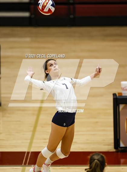 Thumbnail 3 in St. Pius X Catholic @ Lassiter photogallery.