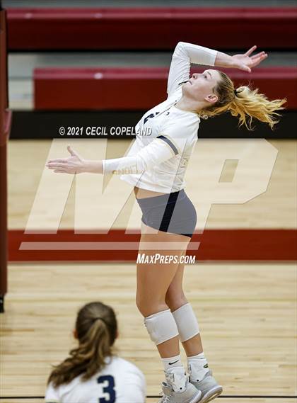 Thumbnail 2 in St. Pius X Catholic @ Lassiter photogallery.