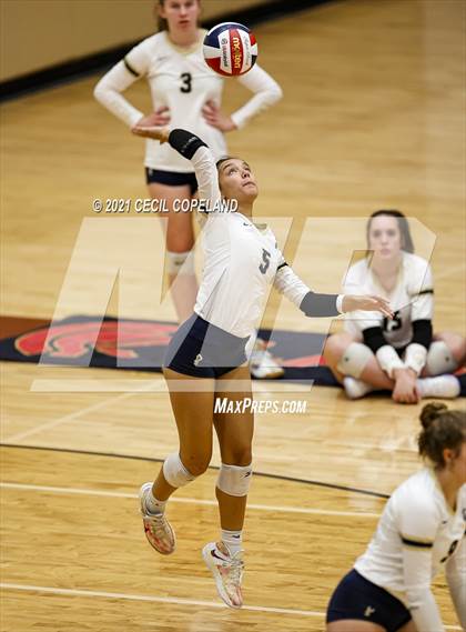 Thumbnail 3 in St. Pius X Catholic @ Lassiter photogallery.