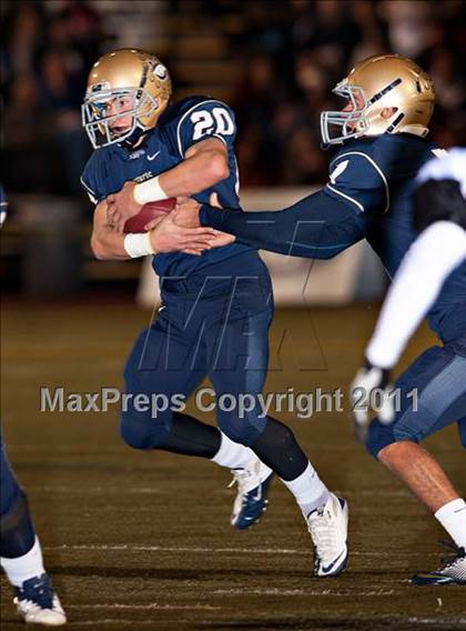 Thumbnail 3 in Centennial vs. Vista Murrieta (CIF SS Inland Division Final) photogallery.