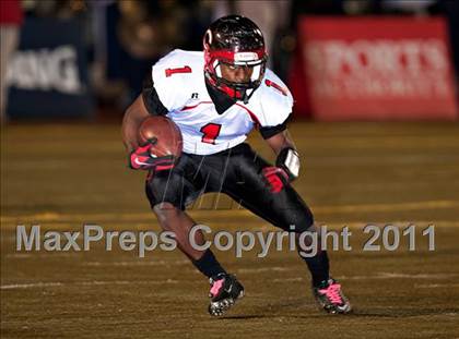Thumbnail 1 in Centennial vs. Vista Murrieta (CIF SS Inland Division Final) photogallery.