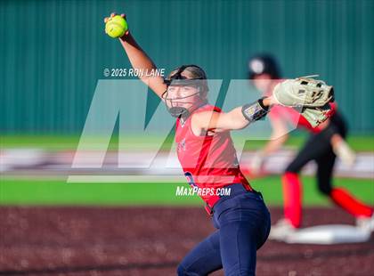 Thumbnail 1 in Mustang @ Ponca City photogallery.