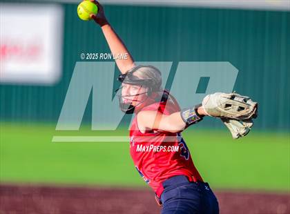 Thumbnail 1 in Mustang @ Ponca City photogallery.