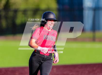 Thumbnail 2 in Mustang @ Ponca City photogallery.
