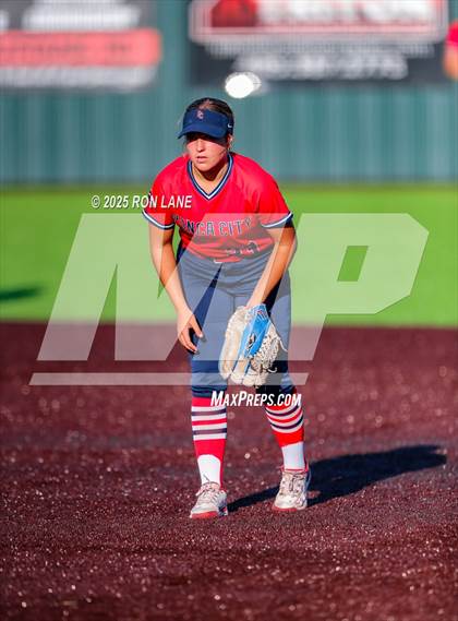 Thumbnail 1 in Mustang @ Ponca City photogallery.