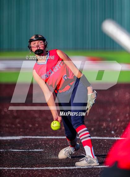 Thumbnail 3 in Mustang @ Ponca City photogallery.