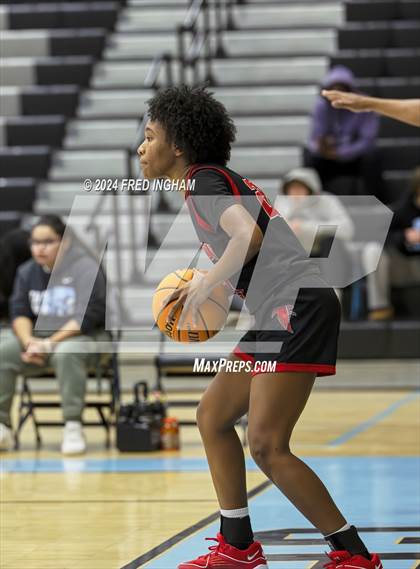 Thumbnail 1 in James Madison vs Centreville (VHSL Region D Semifinal) photogallery.
