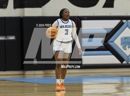 Thumbnail 3 in James Madison vs Centreville (VHSL Region D Semifinal) photogallery.