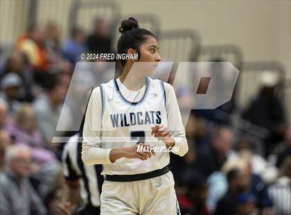Thumbnail 3 in James Madison vs Centreville (VHSL Region D Semifinal) photogallery.